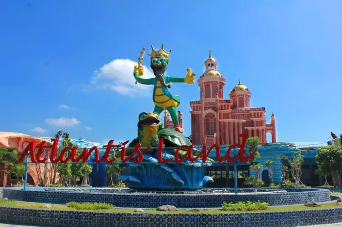 8 Tempat Wisata Surabaya yang Hits dan Terbaru