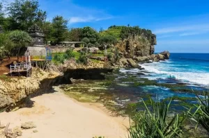 Pantai Ngobaran, Destinasi Wisata Bahari Favorit di Gunung Kidul