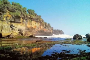 Pantai Eksotis di Gunung Kidul