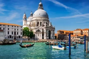 Santa Maria della Salute, Warisan Barok Venesia dan Lambang Harapan
